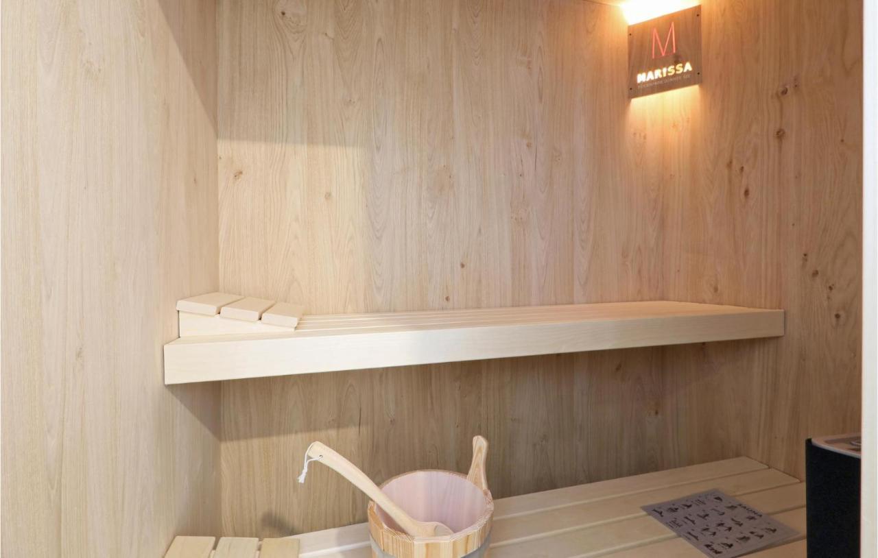 2 Bedroom Awesome Home In Lembruch-Duemmer See ภายนอก รูปภาพ